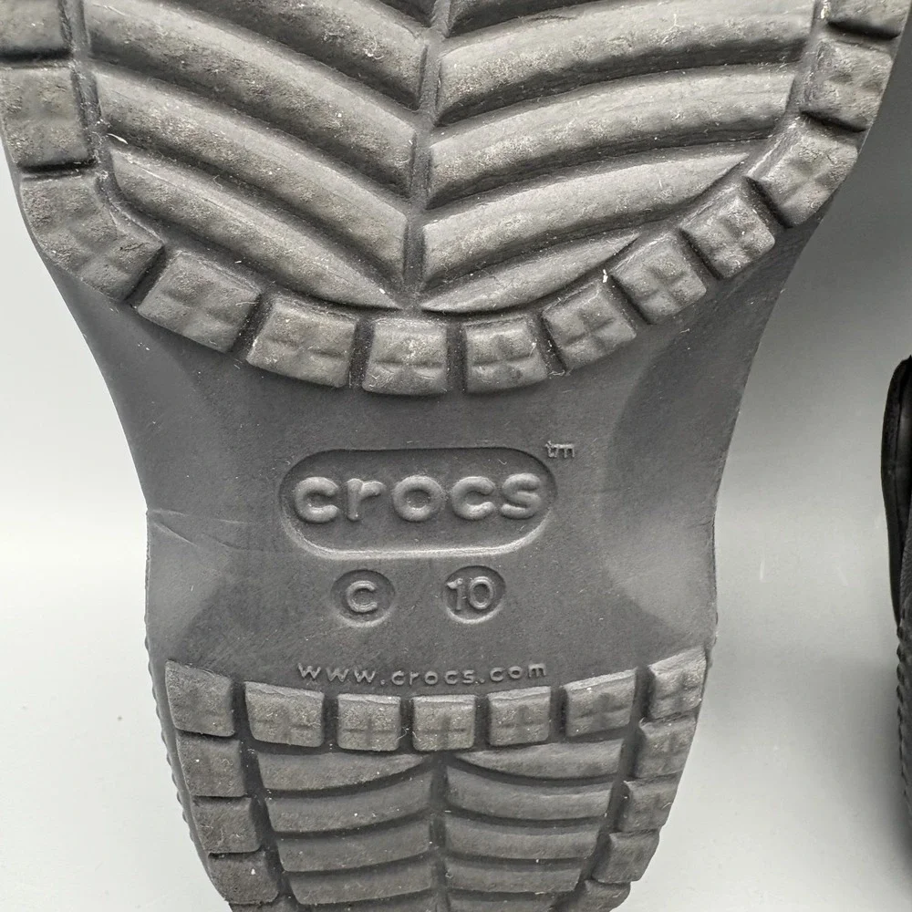 Crocs Classic Clog Kids Size 10 Shoes Black Closed Toe Sandals